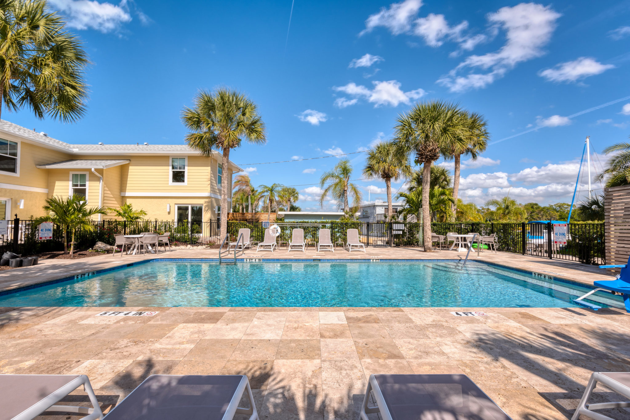 Casey Key Hotels with a pool